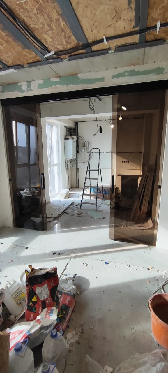 Перегородки стеклянные фото | Атлант Стекло