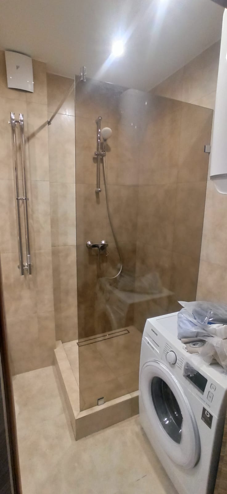 Душевые ограждения шторки фото | Атлант Стекло