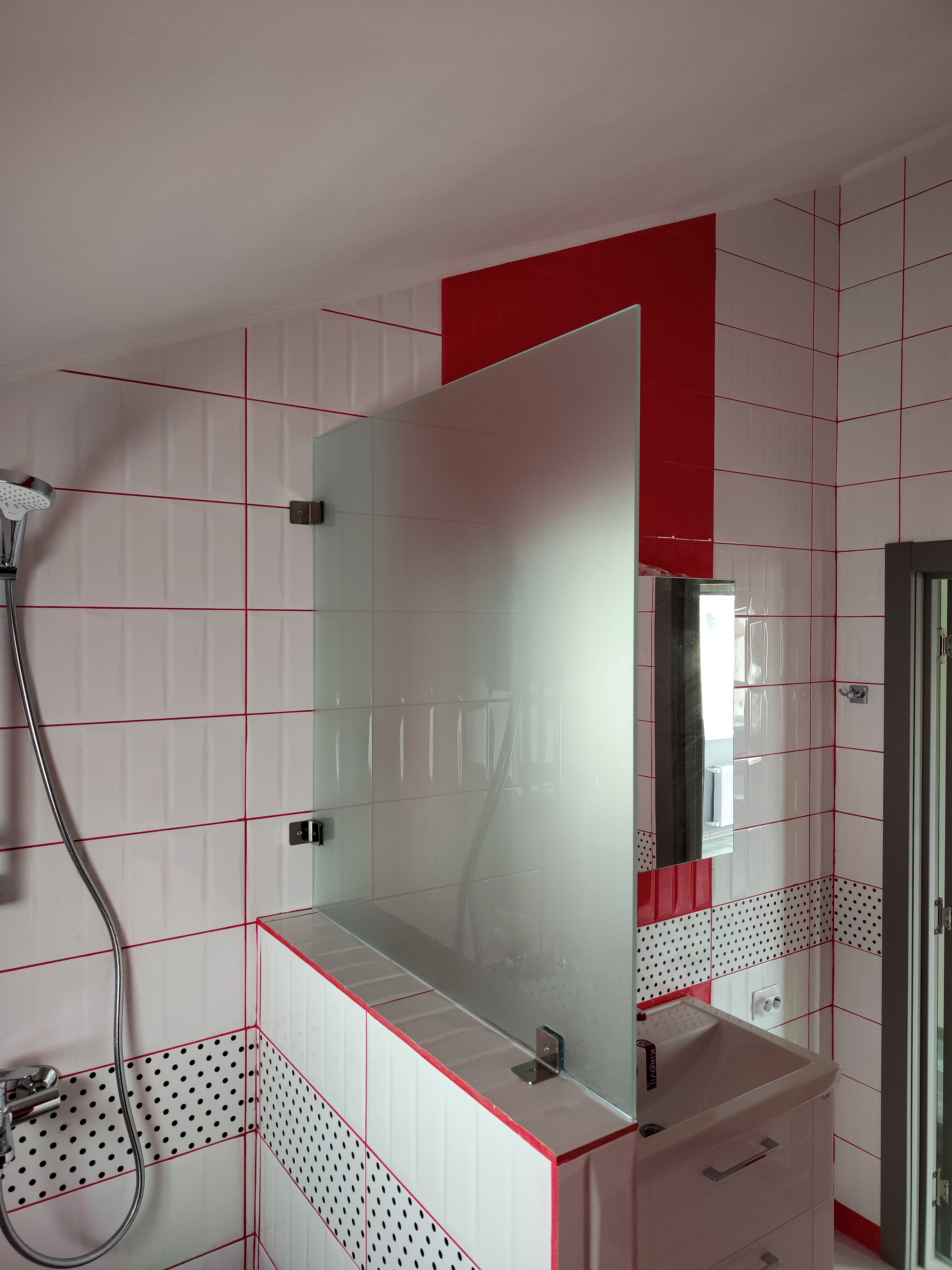 Душевые ограждения шторки фото | Атлант Стекло