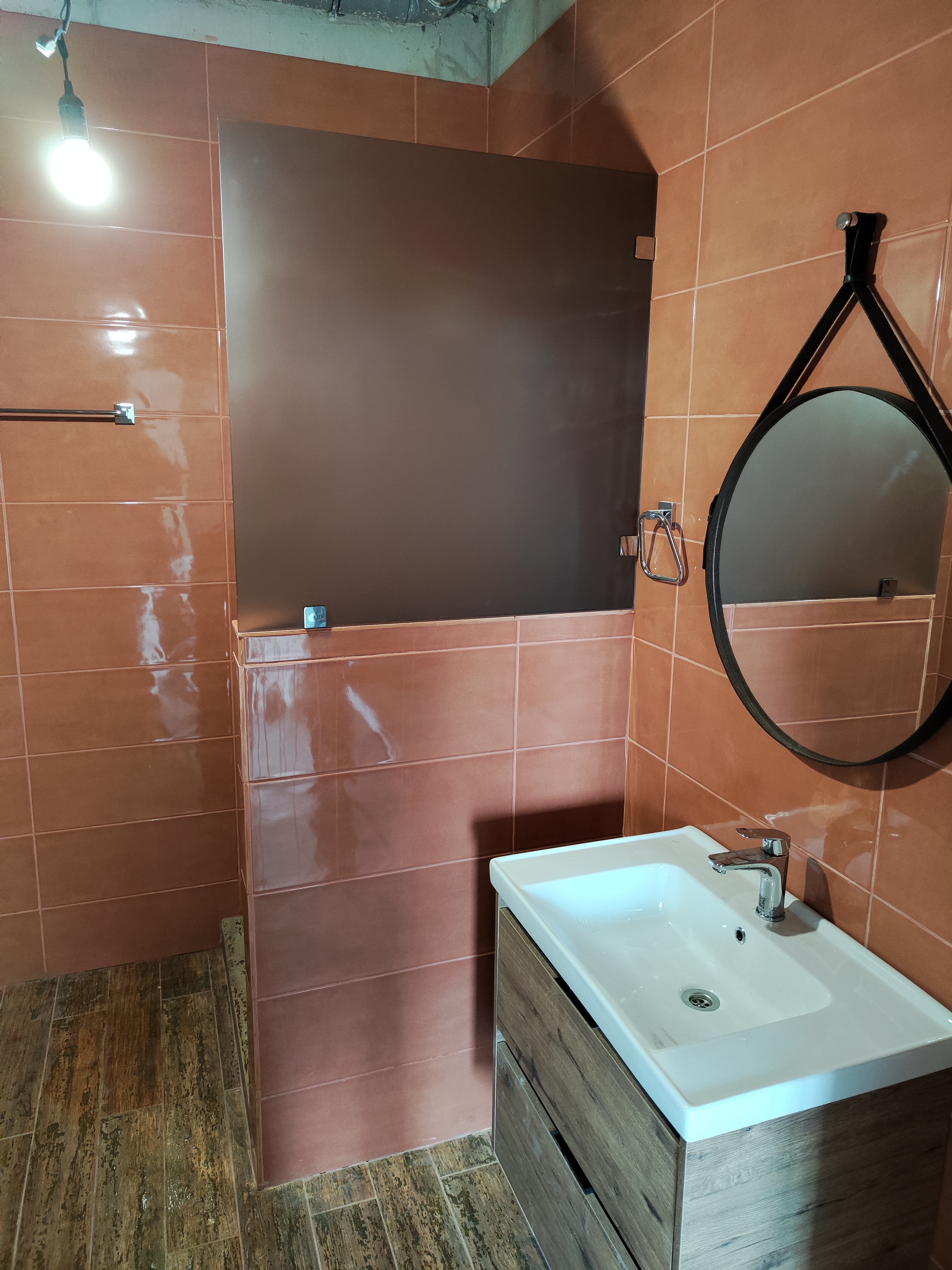 Душевые ограждения шторки фото | Атлант Стекло