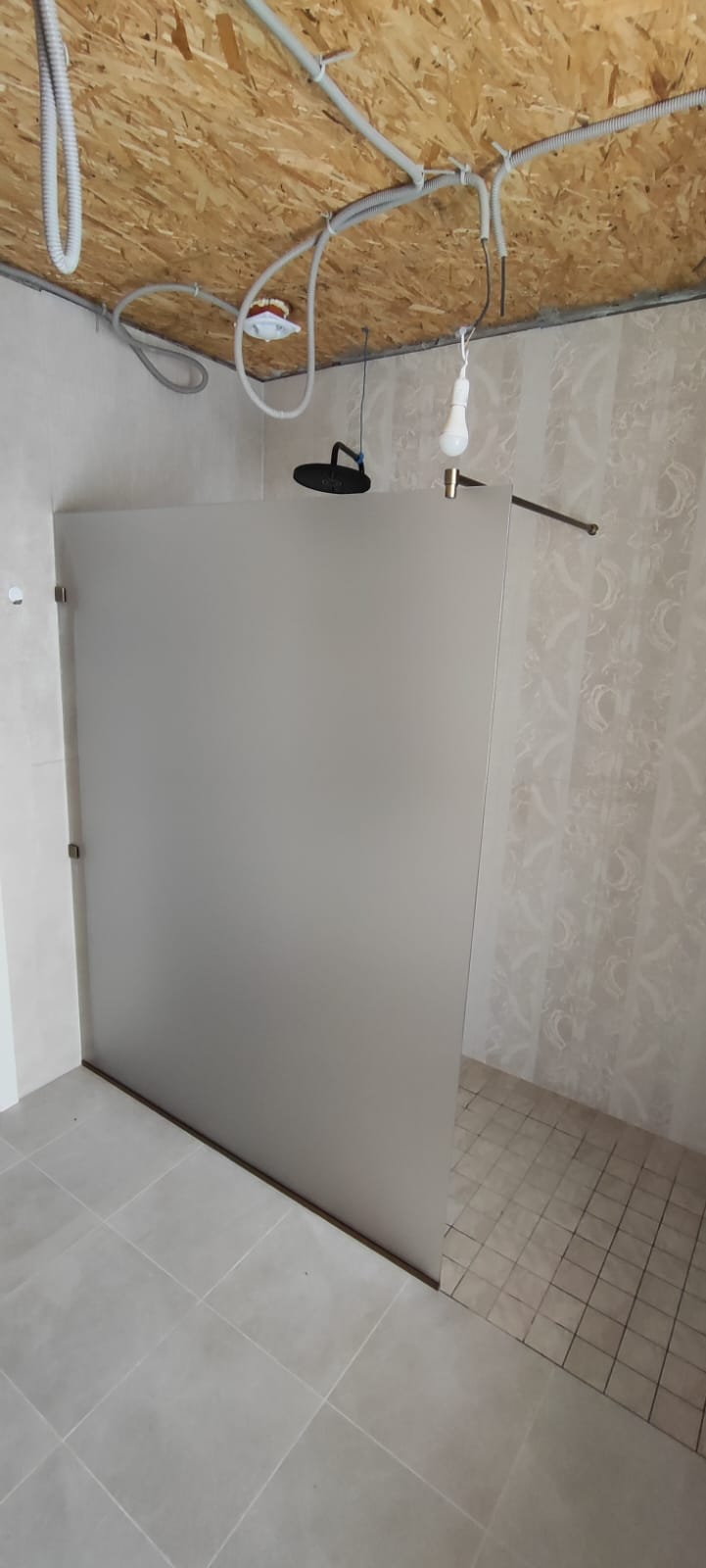 Душевые ограждения шторки фото | Атлант Стекло