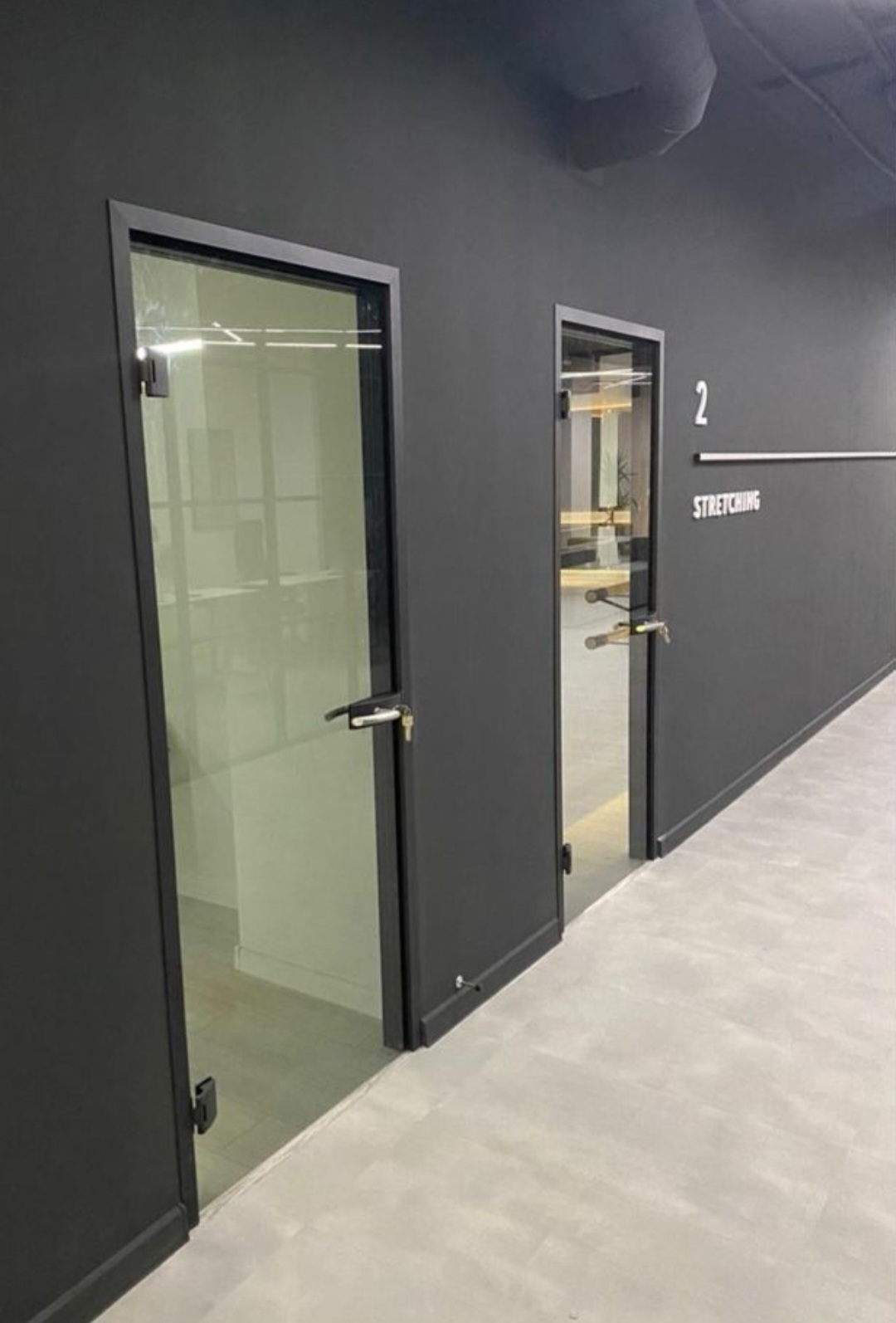 Двери стеклянные фото | Атлант Стекло