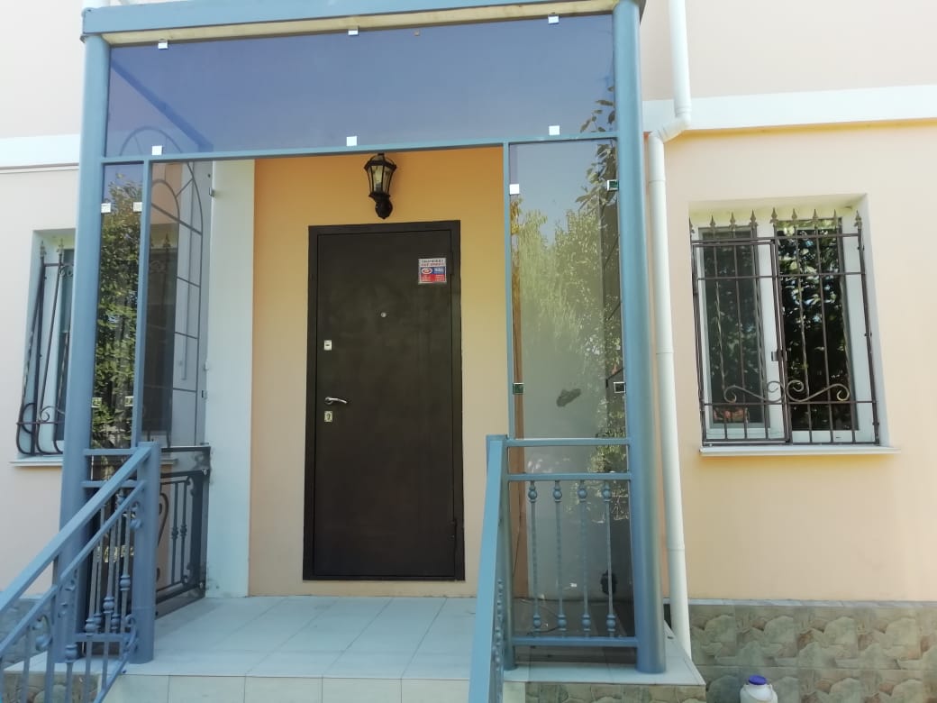 Перегородки стеклянные фото | Атлант Стекло