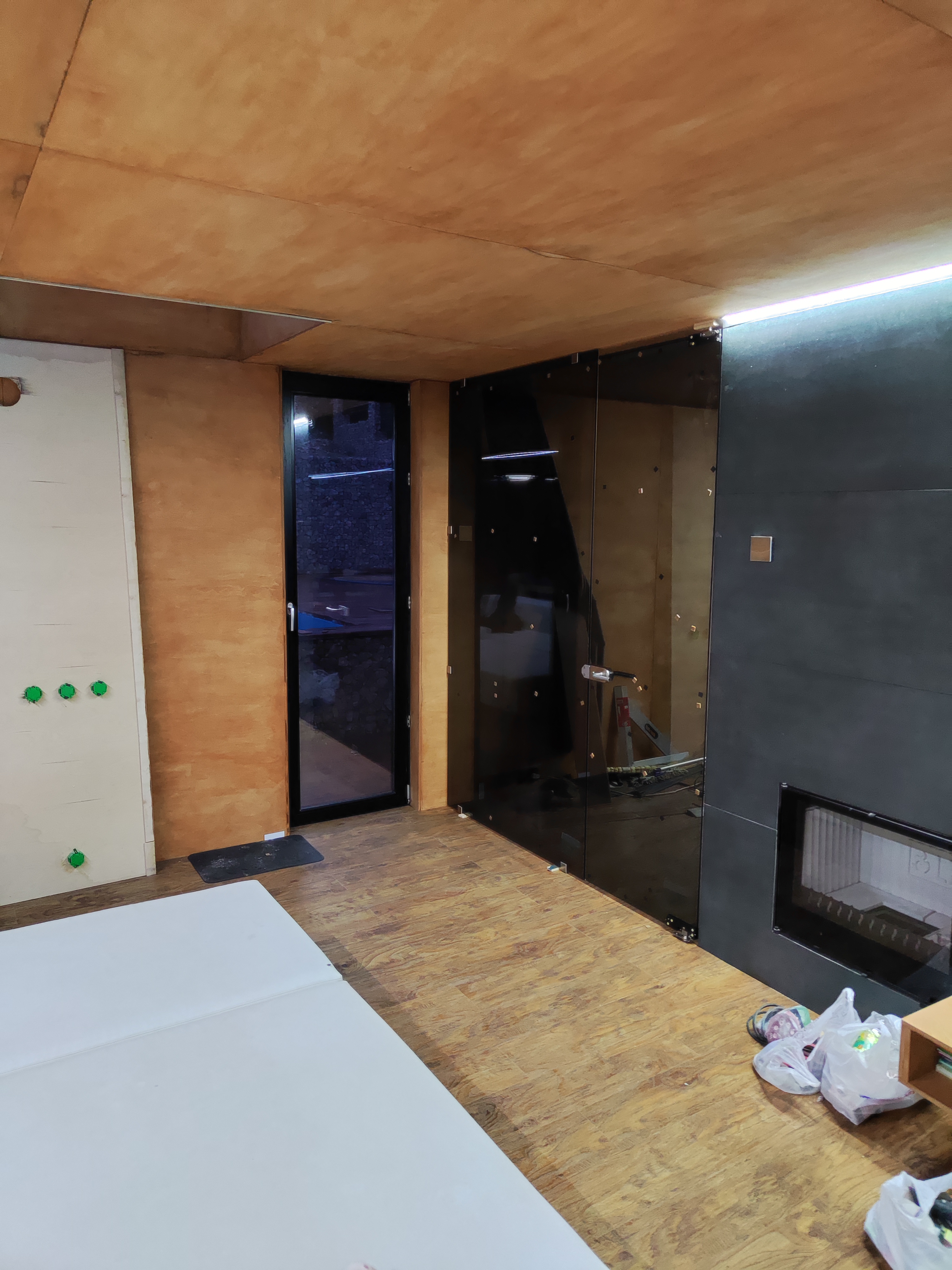 Перегородки стеклянные фото | Атлант Стекло