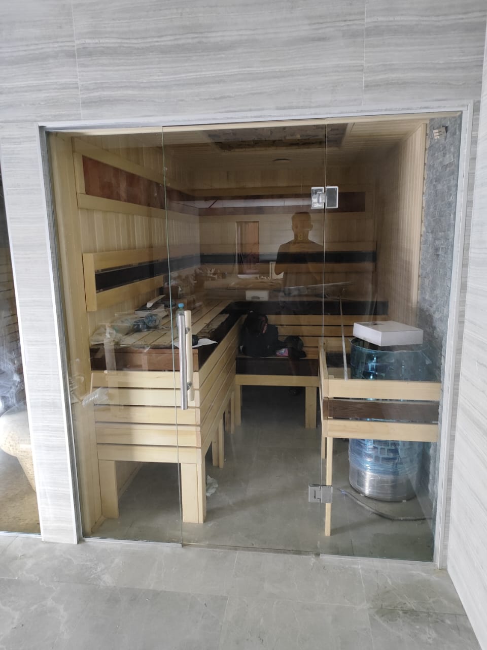 Перегородки стеклянные фото | Атлант Стекло